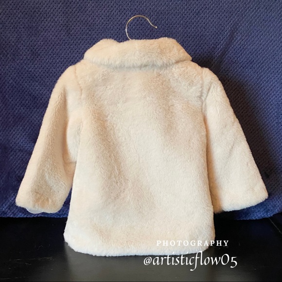 Keep Your Toddler Warm & Happy In The Softest Coat - Picture 4 of 8